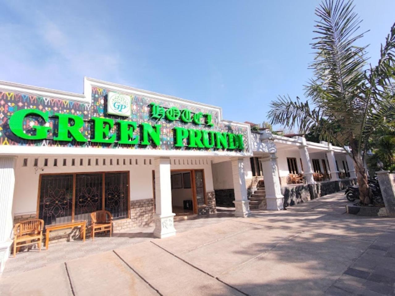 Hotel Green Prundi Labuan Bajo Exterior foto