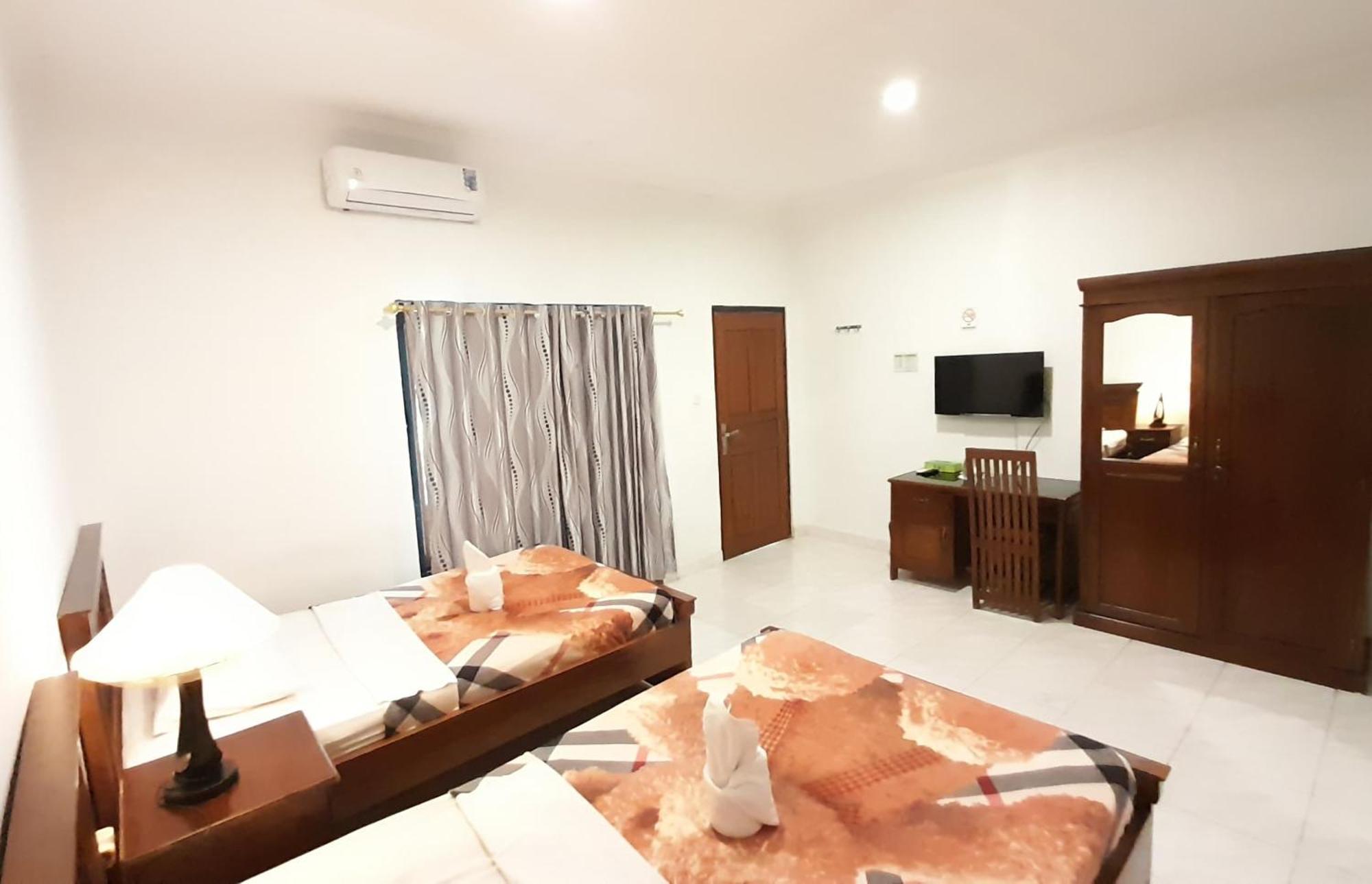 Hotel Green Prundi Labuan Bajo Exterior foto